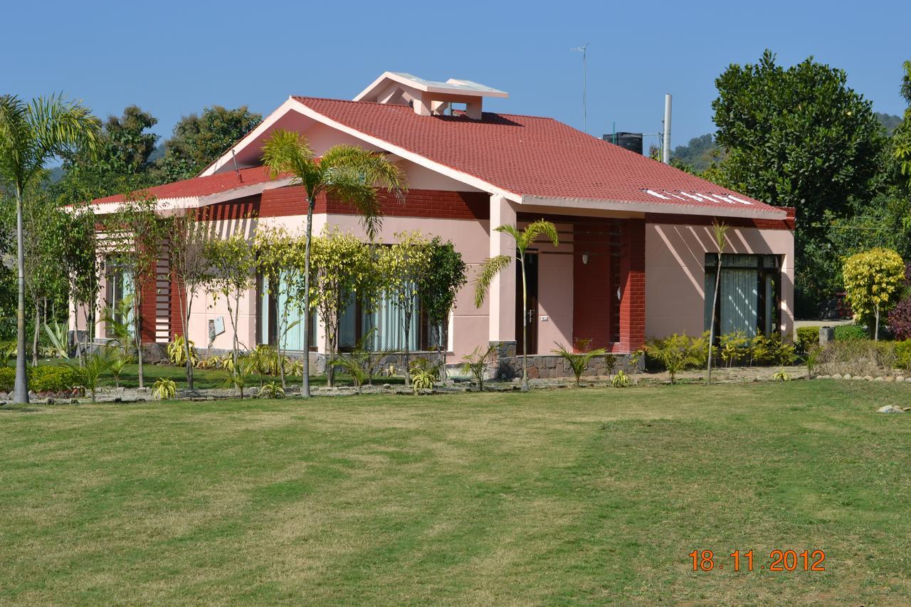 Corbett Wild Iris Spa And Resort Ramnagar  Exterior photo